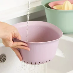Discount 4 Piece Multi Purpose Mixing Bowls, Colander and Citrus Squeezer Set, Multi Kitchen Gadgets