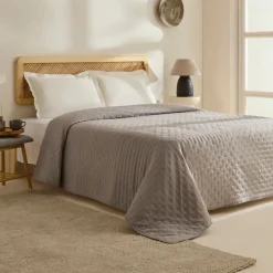 Hot Home Breezy Bedspread, Single, Bedspreads