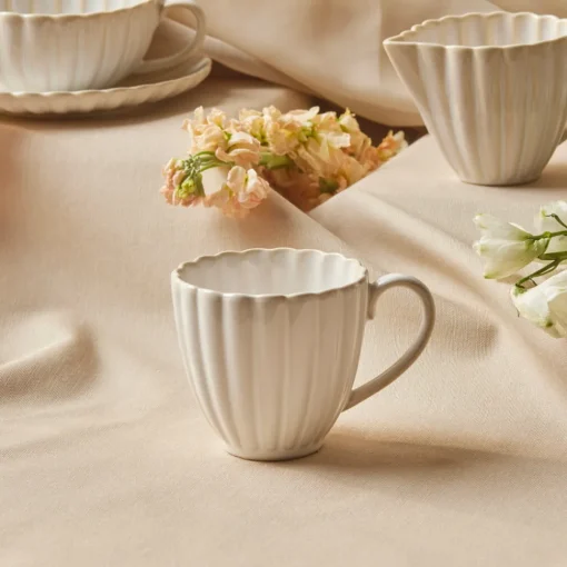 Sale New Daisy Stoneware Mug, 230ml, White Mugs