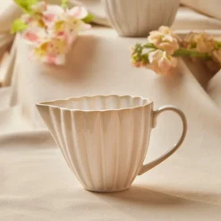 Online New Daisy Stoneware Milk Jug, 150ml, White Cafetieres