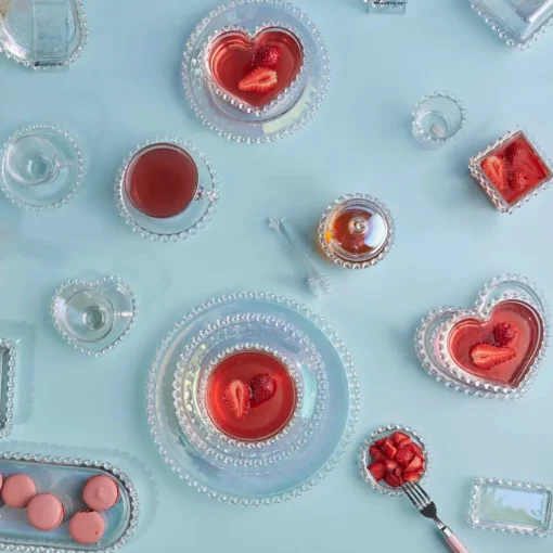 Rory Glass Cake Dome, 19cm, Transparent Serving Platters